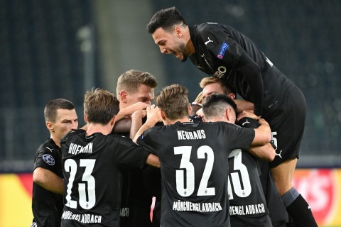 Monchengladbach vs Wolfsburg 20h30 ngày 17/5