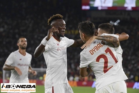 AS Roma vs AC Milan 1h45 ngày 19/5