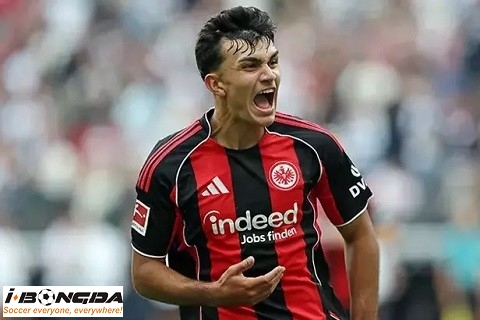 Eintr Frankfurt vs Galatasaray 2h ngày 19/9