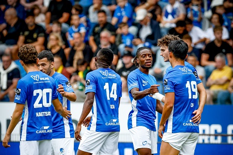Genk vs Sporting Charleroi 1h30 ngày 22/4