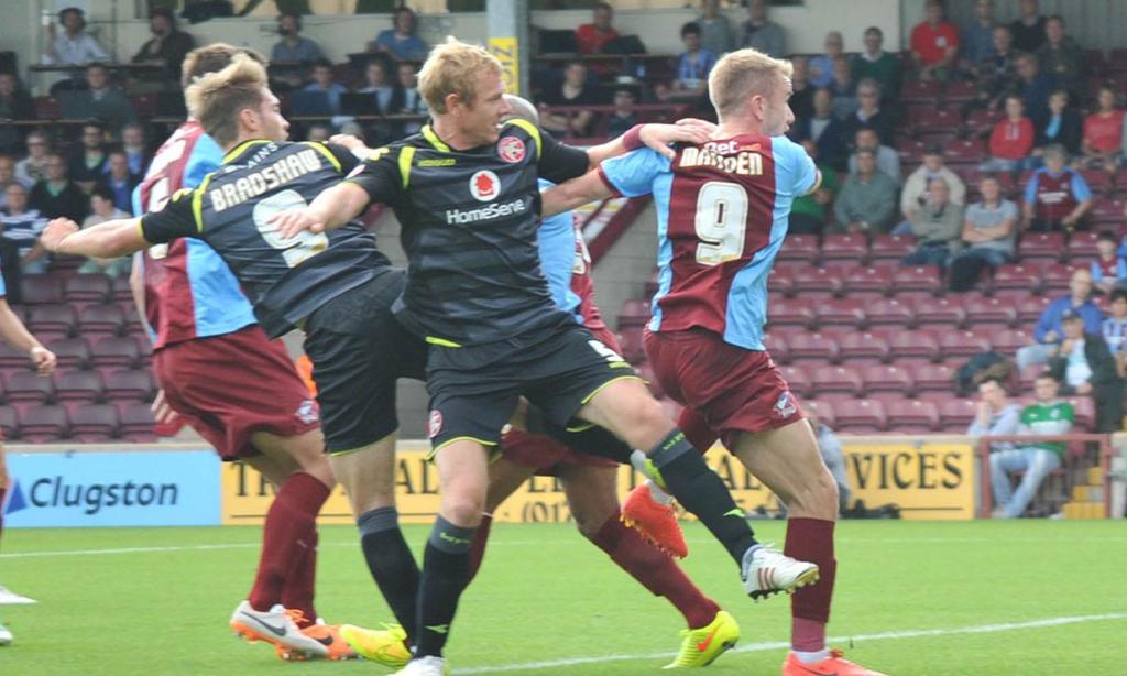 Colchester United vs Walsall 22h ngày 28/3