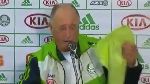 HLV Felipe Scolari bị học trò ''đánh'' hội đồng