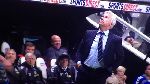 HLV Newcastle, Alan Pardew trổ tài tâng bóng điêu luyện ngay tại St James Park