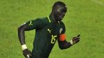 Siêu phẩm đánh đầu từ ngoài vòng cấm địa của Papiss Cisse